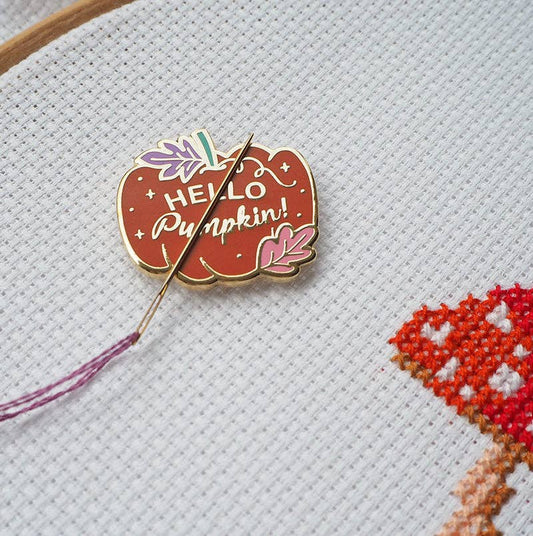 Pumpkin Magnetic Needle Minder