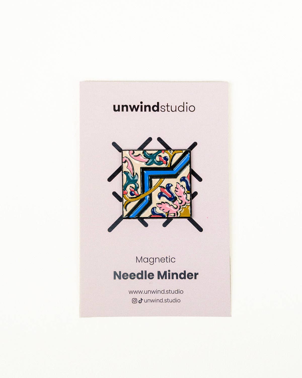 Needle Minder Oliveira Monteiro Magnet