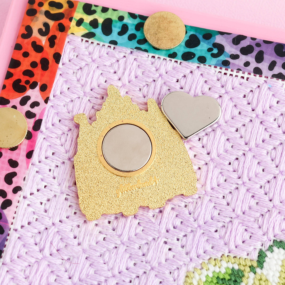 Movie Musical Needle Minder Magnet