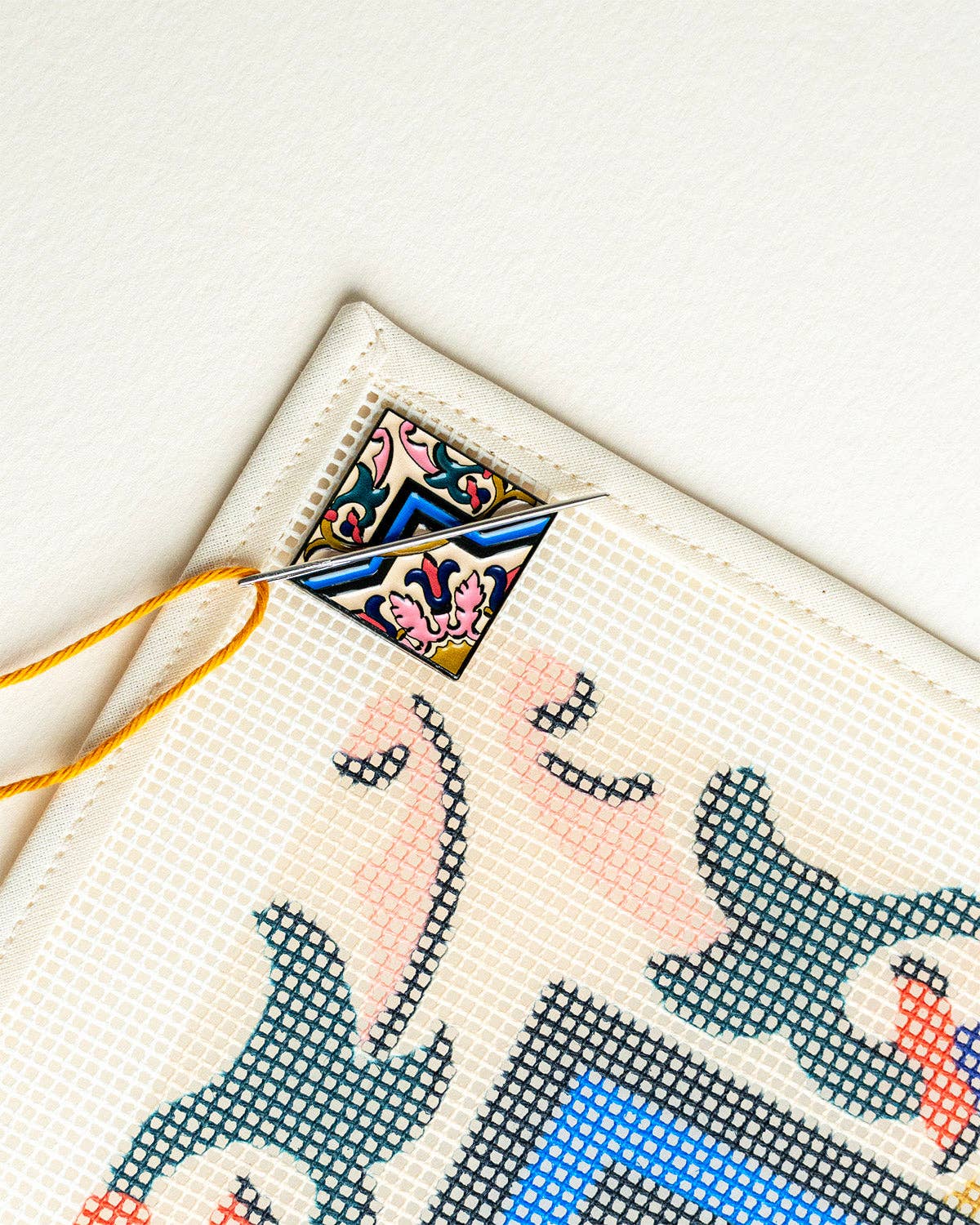 Needle Minder Oliveira Monteiro Magnet