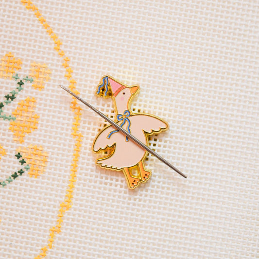 Party Goose Needle Minder