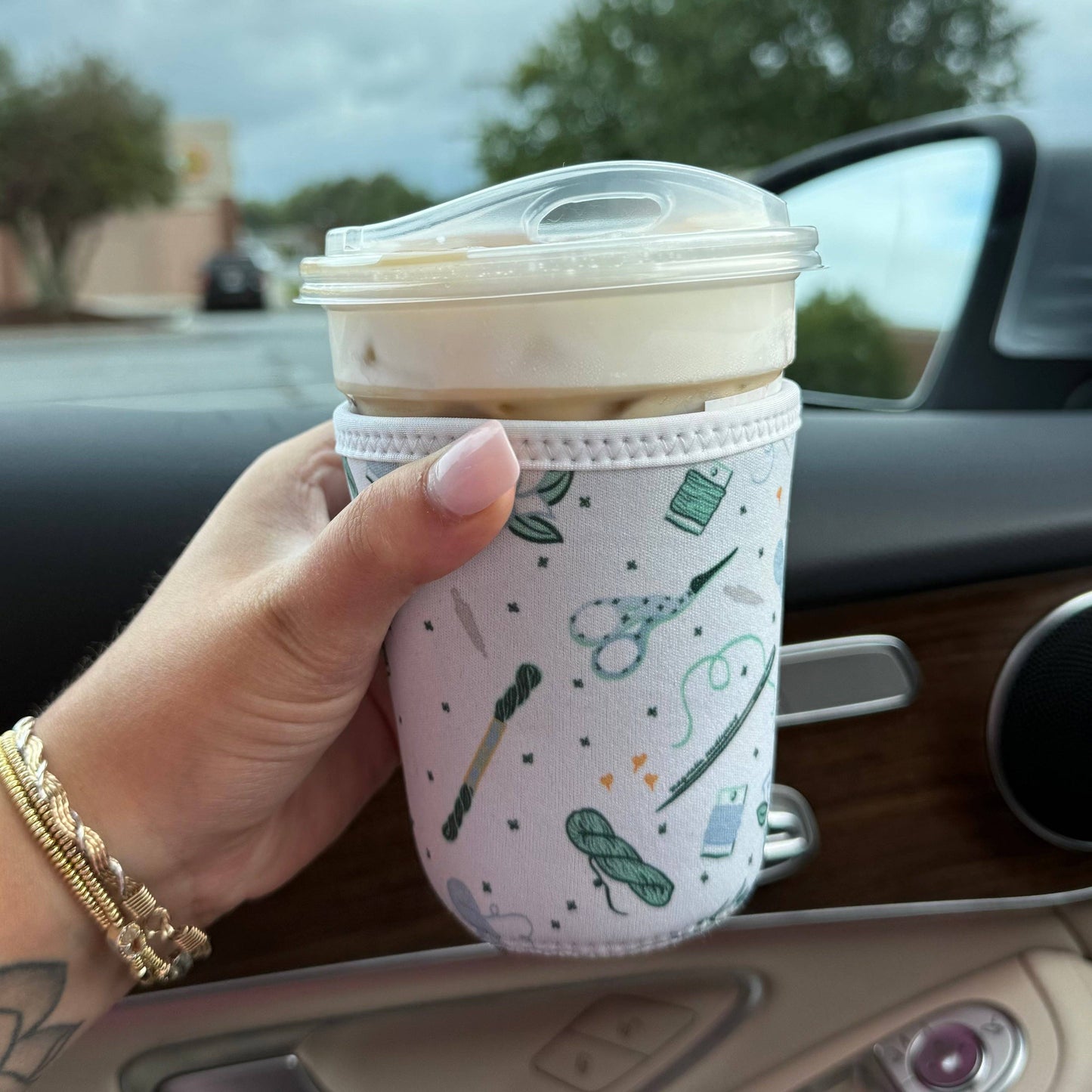 Needlepoint Pattern Cup Sleeve Koozie