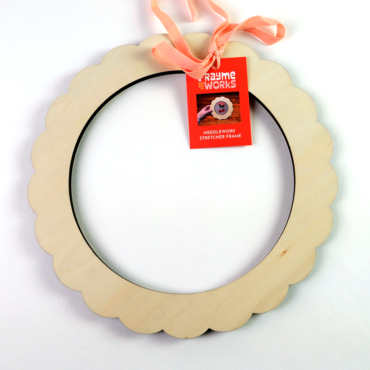 Scallop 11" Round Needlepoint Frame