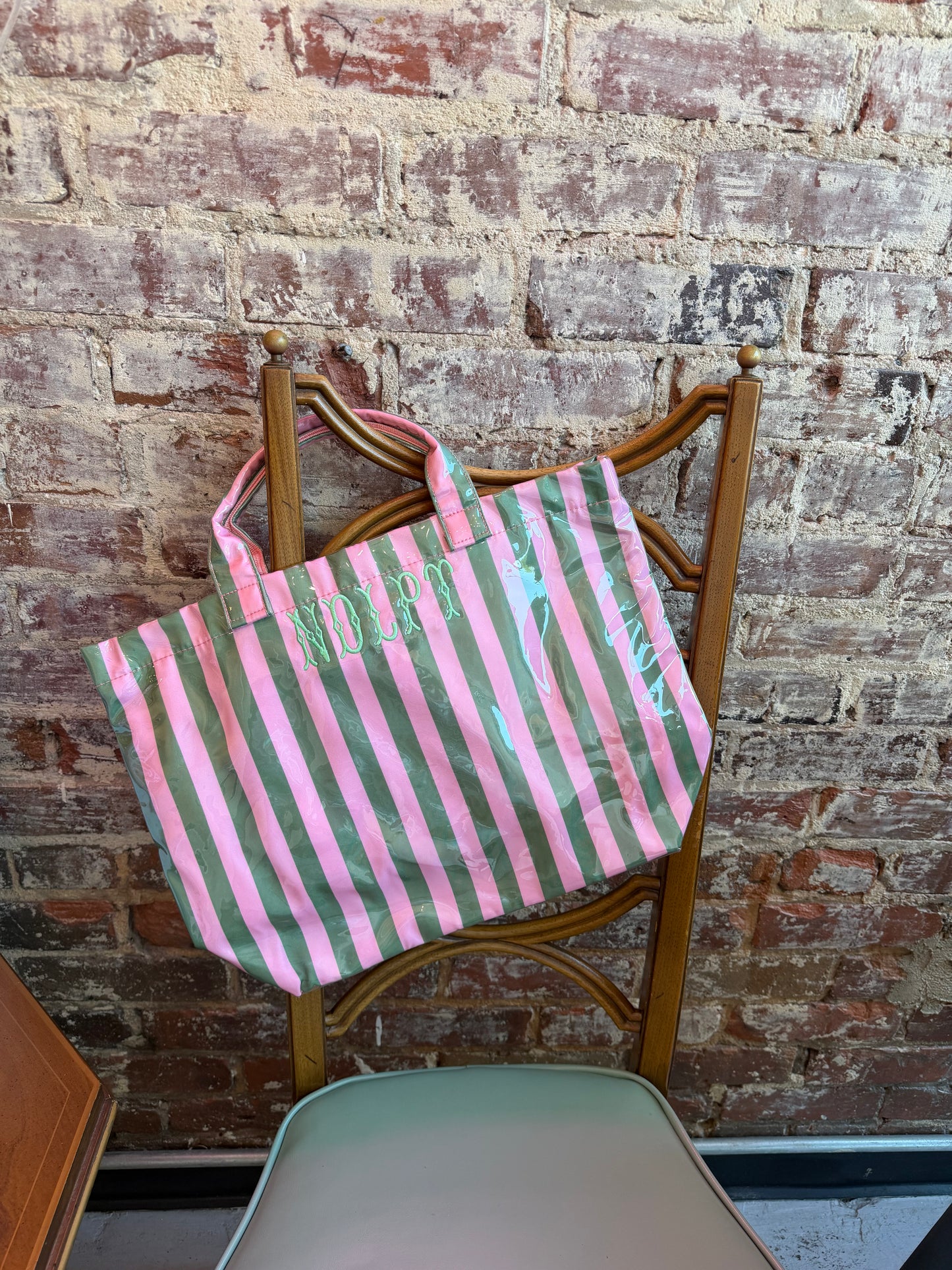 Thread n Table Travel Tote