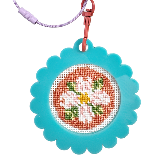 Bag Tag: Small Scallop Round