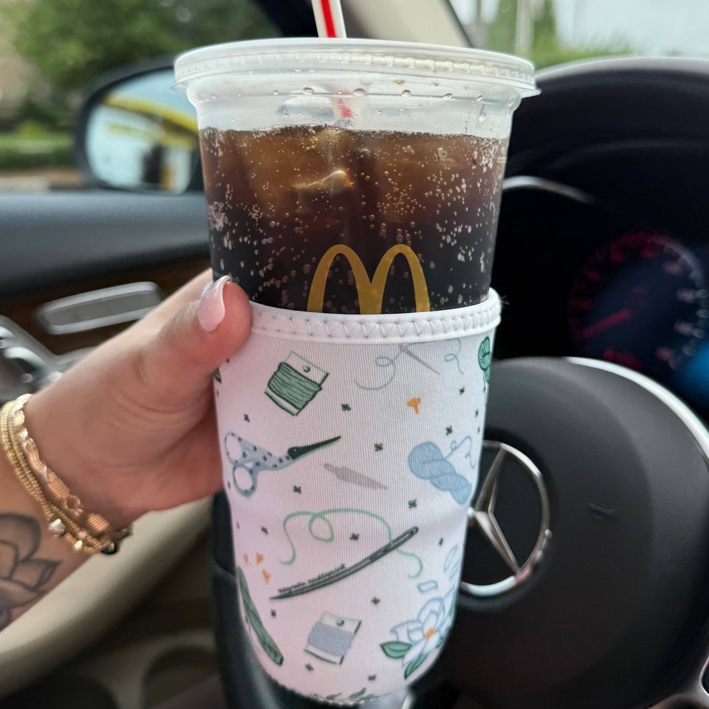 Needlepoint Pattern Cup Sleeve Koozie